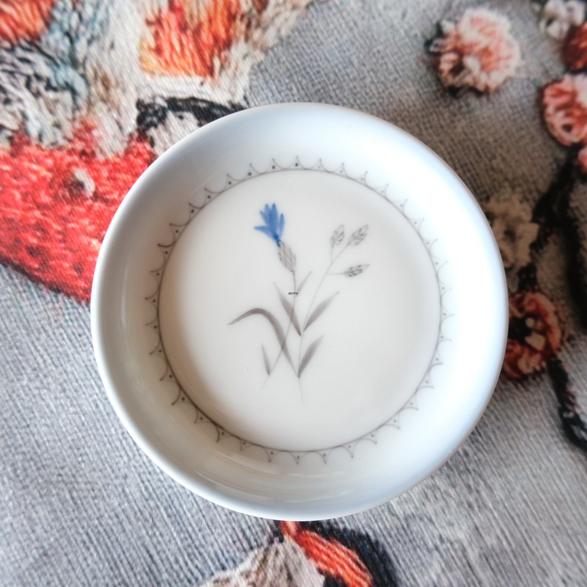 Demeter Service kleiner Kuchenteller oder Butterdose, Bing & Gröndahl Nr. 30 oder 330