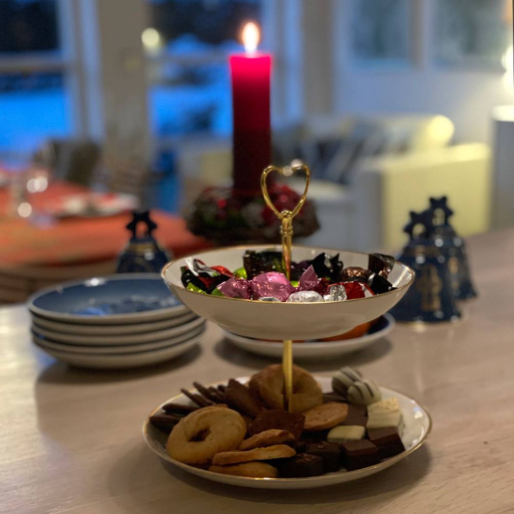 Bohrung von 2 oder 3 Teller f&#xFC;r Kuchenst&#xE4;nder