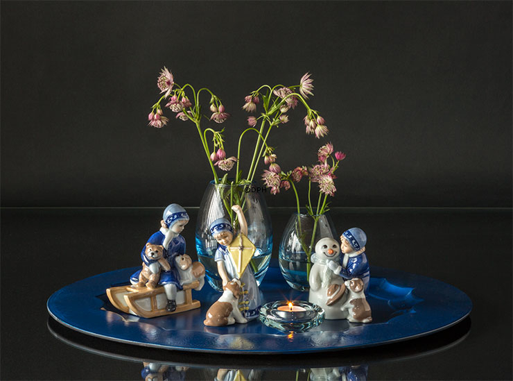 Elsa mit Welpe und Drachen, Royal Copenhagen Figur Nr. 007