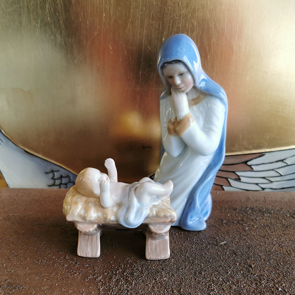 Weihnachtskrippe, Das Jesuskind in seiner Krippe, Royal Copenhagen Figur Nr. 021