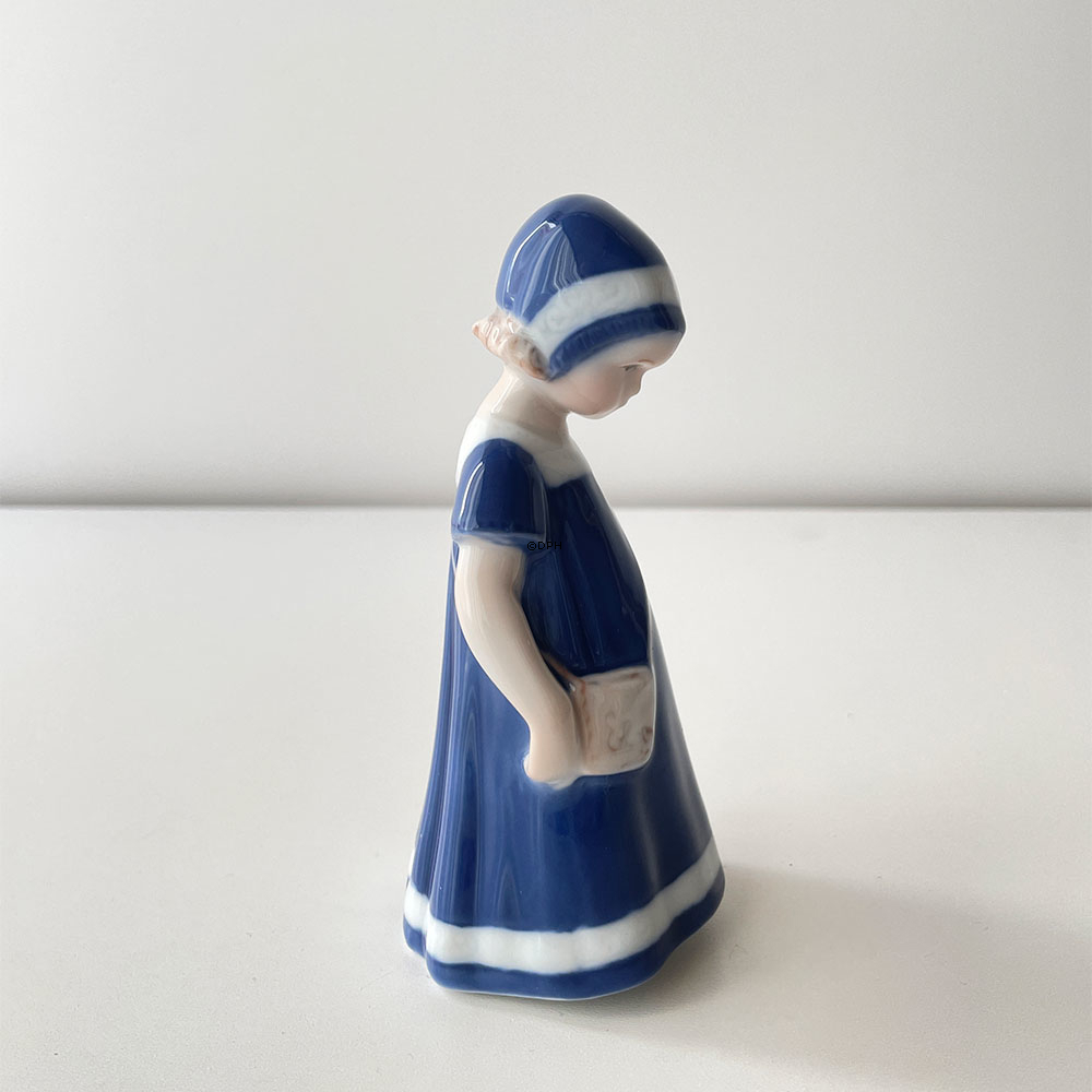 MINI Else mit blauem Kleid, Mini, Mädchen stehend mit Tasche, Royal Copenhagen Figur Nr. 083