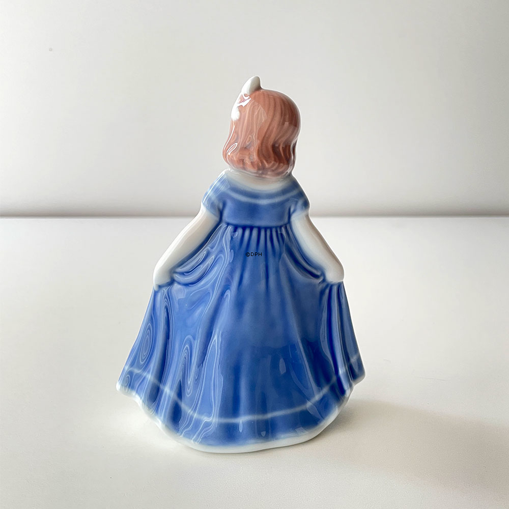 Mini Tänzelndes Mädchen mit Blauem Kleid, Mini, Mädchen Stehend mit Ausgebreitetem Blauem Kleid, Royal Copenhagen Figur Nr. 084