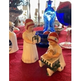 Elsa, Mädchen mit Weihnachtsgeschenk, Royal Copenhagen Figur Nr. 091