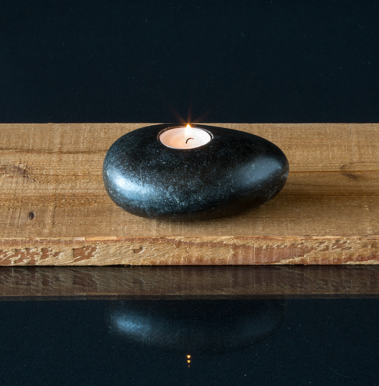 "Kerzenstein" In den Farben Schwarz und Grau - gemischt