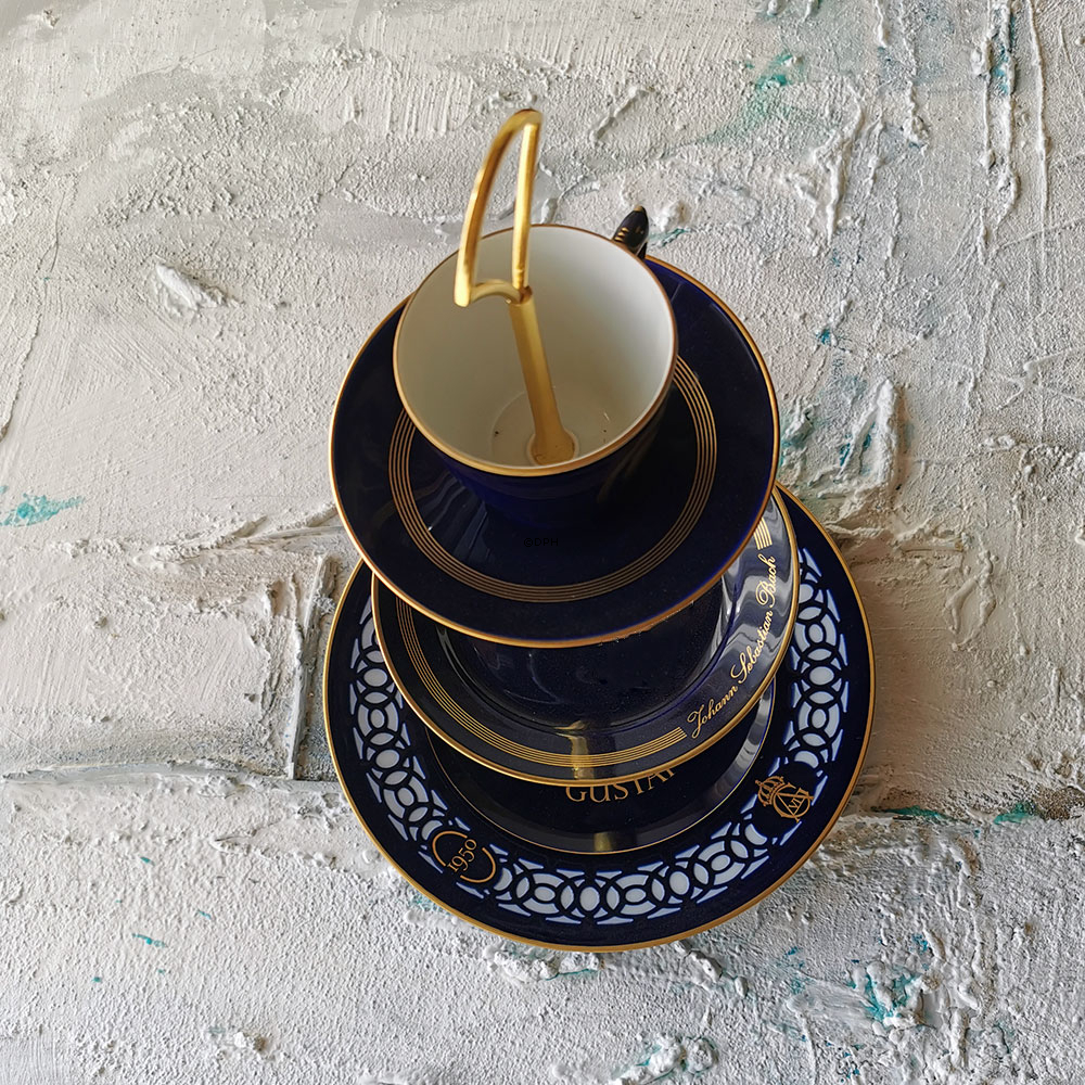 Komplette Bing & Gröndahl Etagere aus B&G Komponisttellern und Tasse