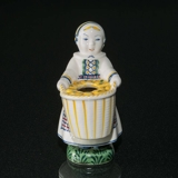 Vetterin von Amager, 1943, Aluminia Kindertag Figur Nr. 2284