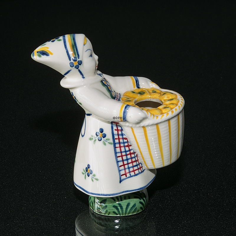 Vetterin von Amager, 1943, Aluminia Kindertag Figur Nr. 2284