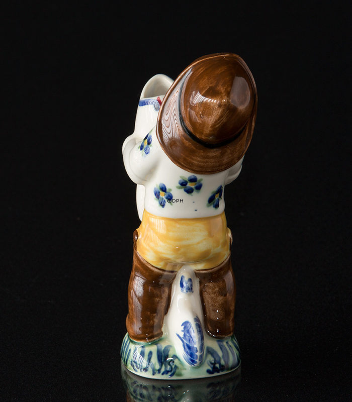 Skovser Junge, 1946, Aluminia Kinderhilfefigur Nr. 2439