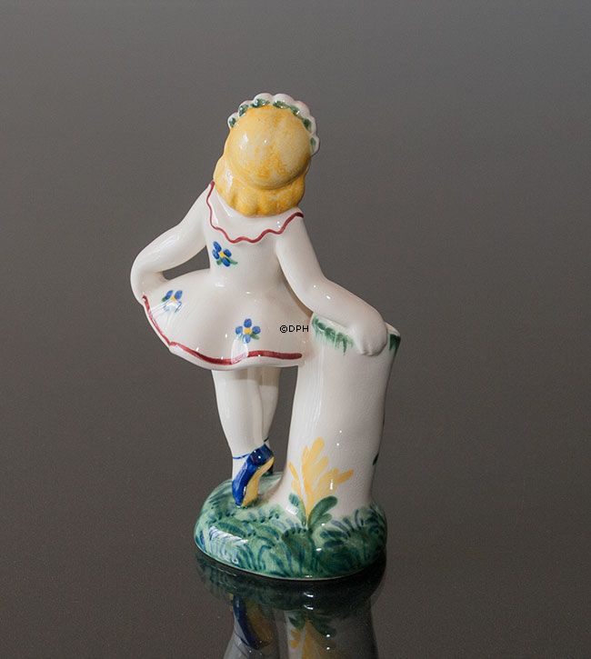 Colombina 1952, Aluminia Kinderhilfefigur Nr. 2610