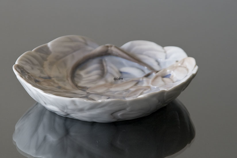 Schale mit Ahorn Blätter und Samen, Bing & Gröndahl, Jugendstil Nr. 1113