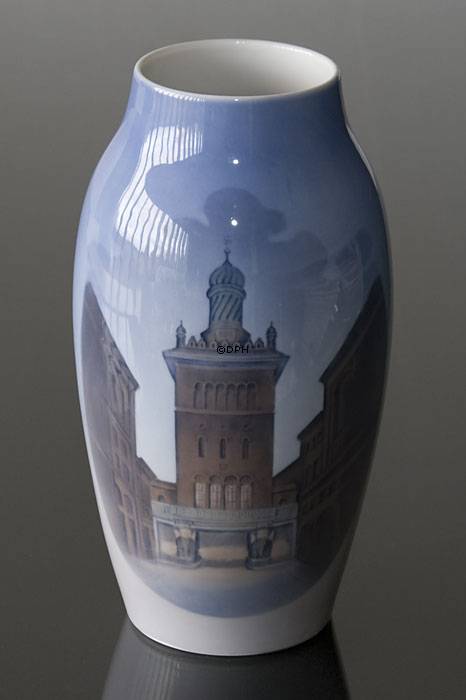 Vase mit Carlsberg, Bing & Gröndahl Nr. 1302-6243