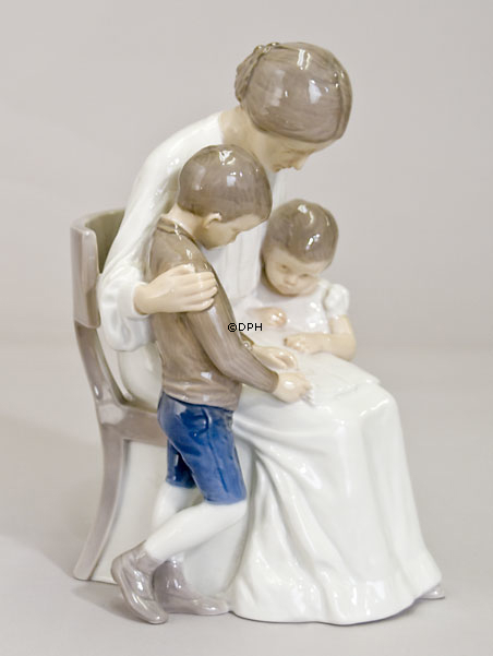 Frau mit Kindern, Bing & Gröndahl Figur Nr. 1644