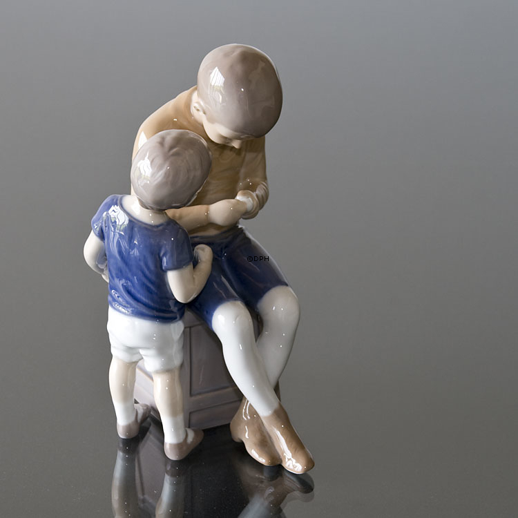 Tom & Willy, großer Bruder und kleiner Bruder, Bing & Gröndahl Kinderfigur Nr. 1648