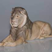 Löwe liegend majestätisch mit Kopf hoch, Bing & Gröndahl Figur