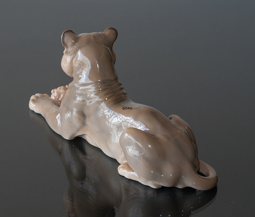 Löwin, Bing & Gröndahl Figur Nr. 1678