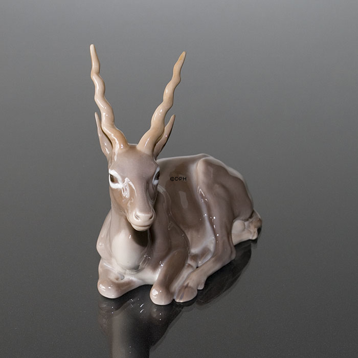 Antilope liegend, Bing & Gröndahl Figur Nr. 1693
