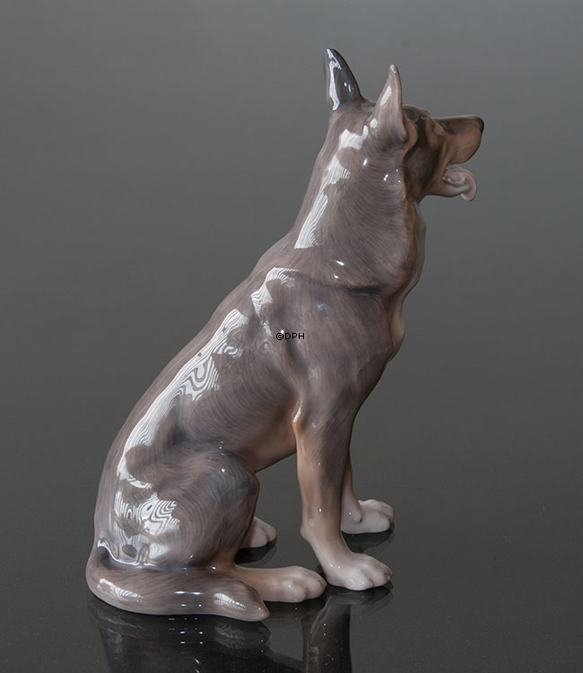 Deutscher Schäferhund sitzend, Bing & Gröndahl Figur nr. 1765
