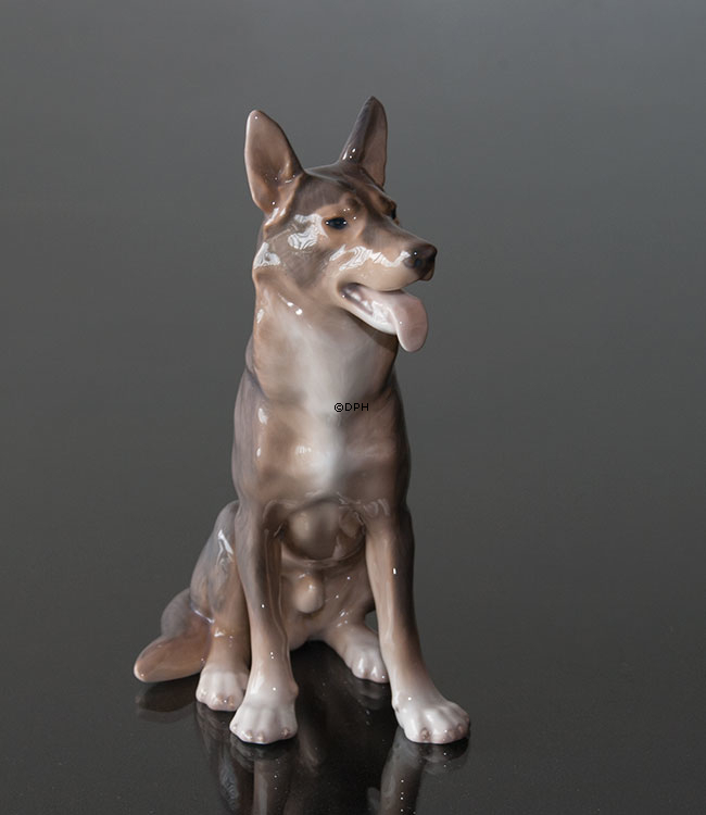 Deutscher Schäferhund sitzend, Bing & Gröndahl Figur nr. 1765