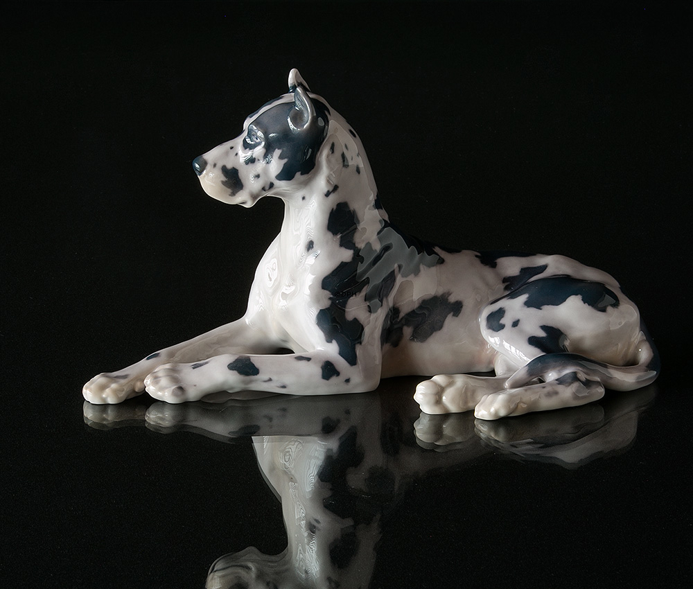 Deutsche Dogge liegend, Bing & Gröndahl Hund Figur Nr. 1773