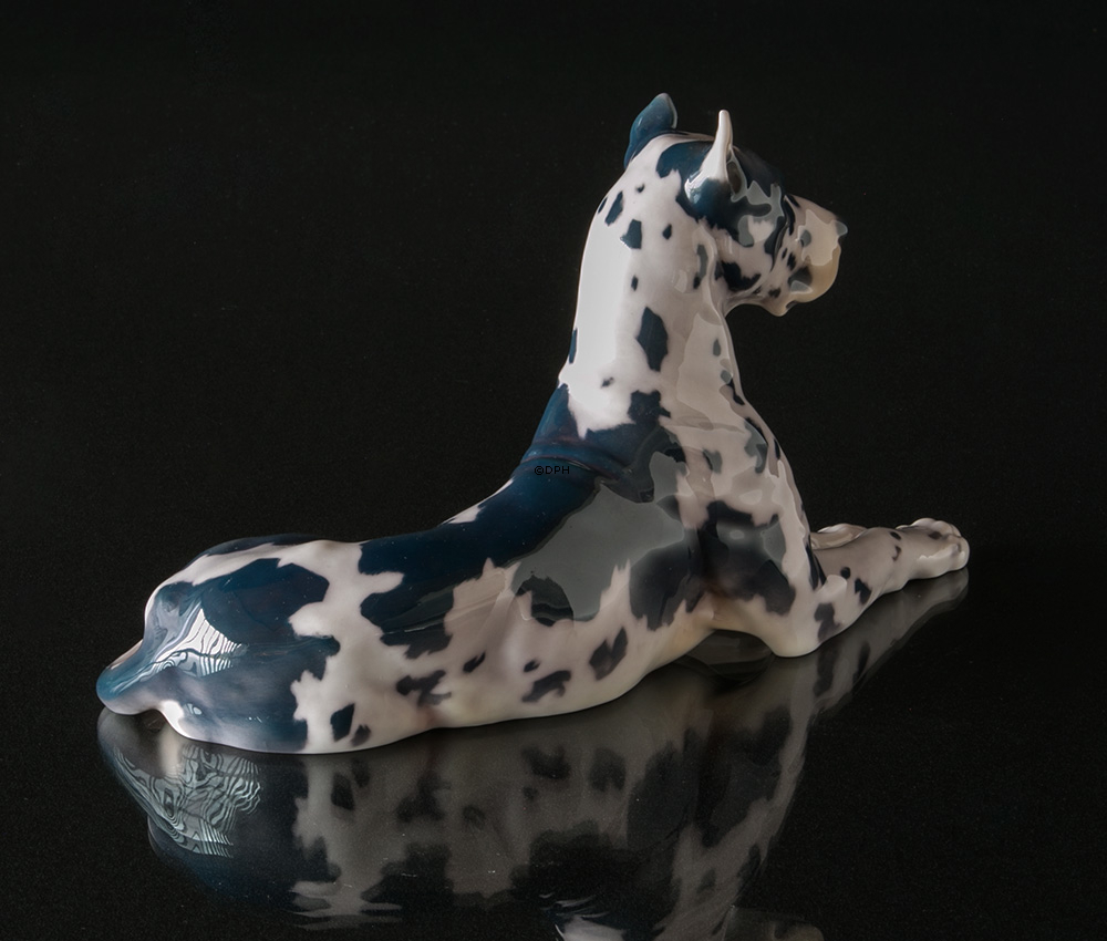 Deutsche Dogge liegend, Bing & Gröndahl Hund Figur Nr. 1773