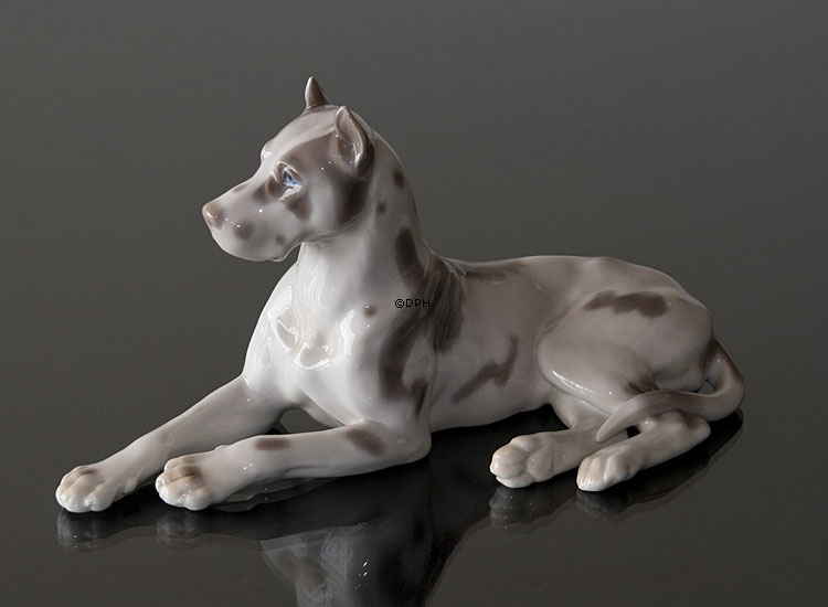 Deutsche Dogge liegend, Bing & Gröndahl Hund Figur Nr. 1773