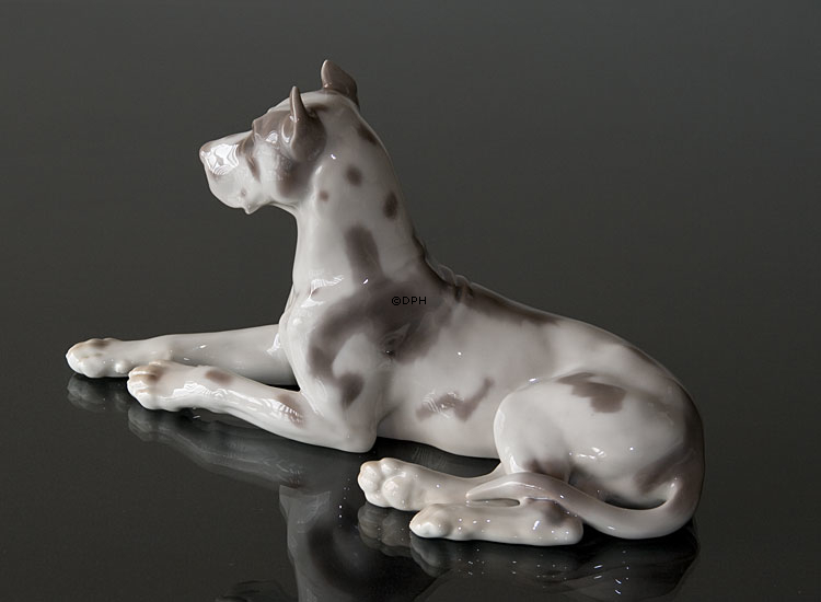 Deutsche Dogge liegend, Bing & Gröndahl Hund Figur Nr. 1773