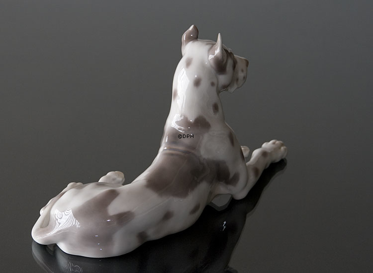 Deutsche Dogge liegend, Bing & Gröndahl Hund Figur Nr. 1773
