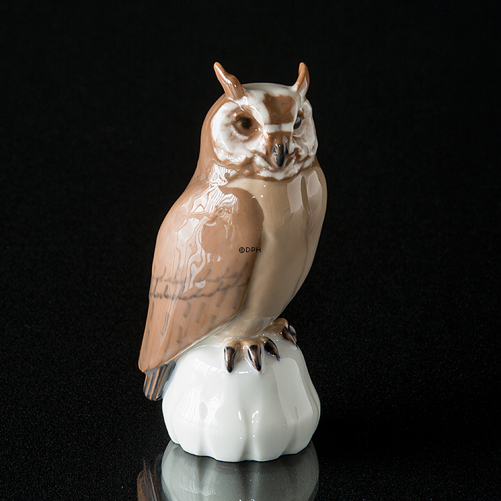 Kleine Eule auf Sockel, Bing & Gröndahl Vogelfigur Nr. 1800