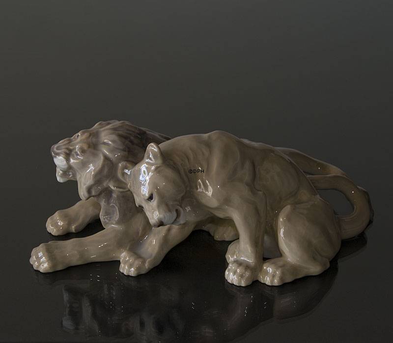 Löwe und Löwin, Bing & Gröndahl Figur Nr. 1823