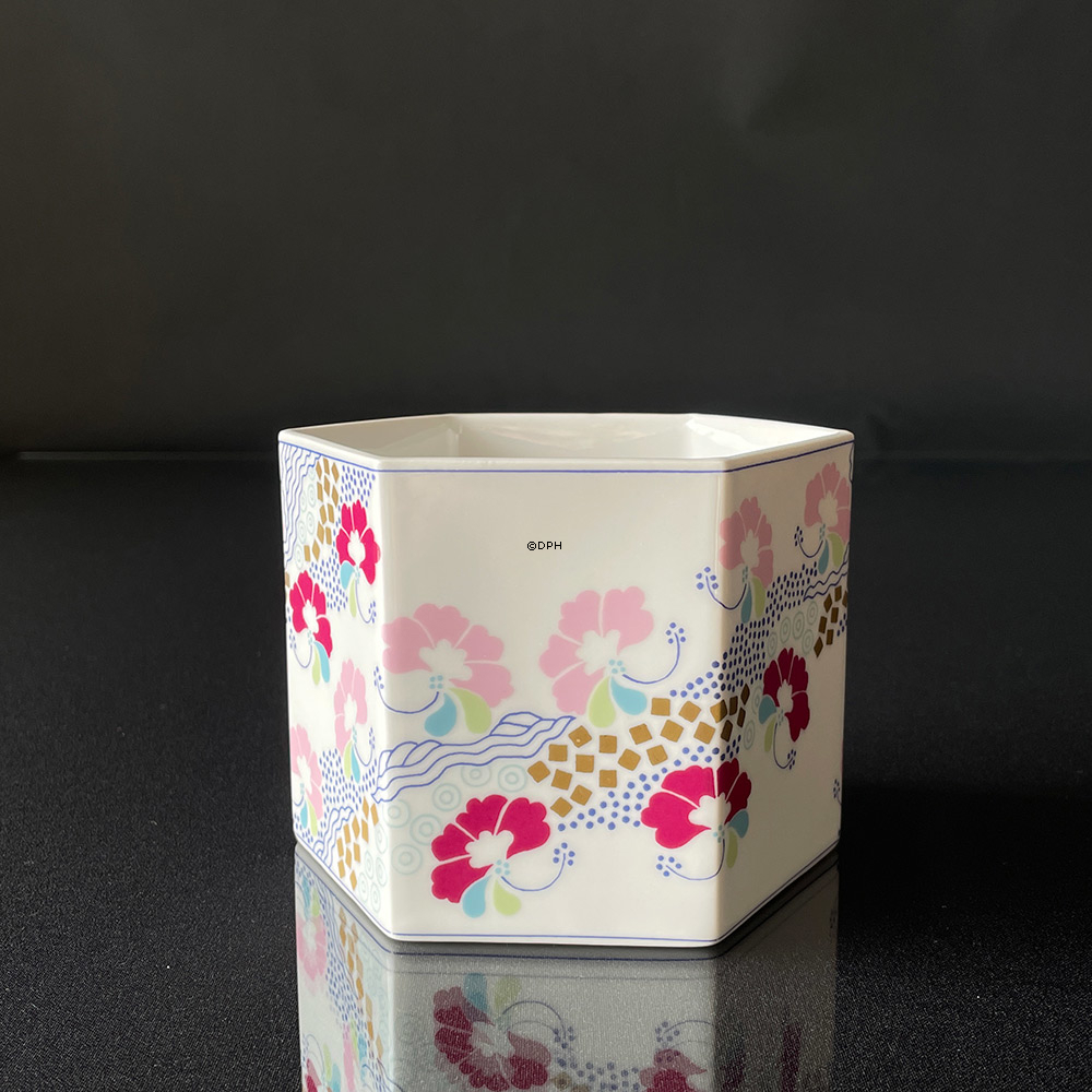 Schale, Weiß mit Blumen, Bing & Gröndahl Nr. 1827-5468