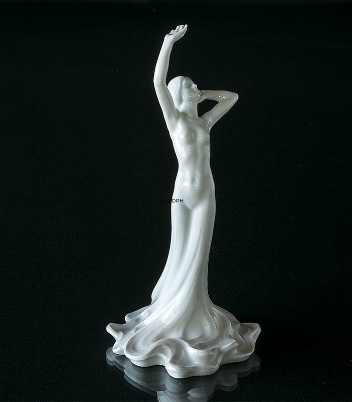 Frau, weiß Figur, Bing & Gröndahl mit Dahl Jensen Nr. 1900