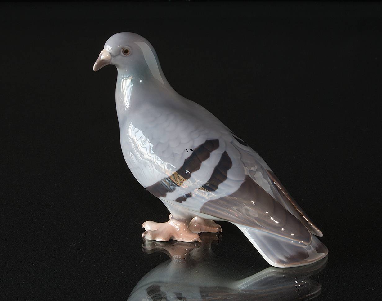 Taube auf der Suche nach Semmelbrösel, Bing & Gröndahl Porzellan Vogelfigur Nr. 1911