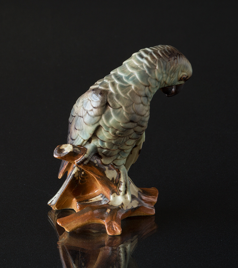 Papagei schaut zur Seite, Bing & Gröndahl Steingut Vogelfigur Nr. 2019