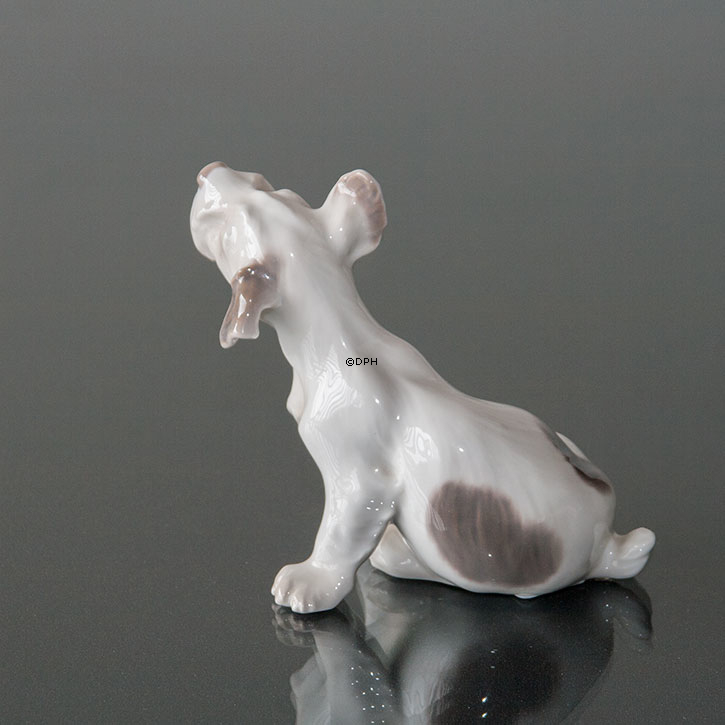 Sealyham Terrier schaut unten, Bing & Gröndahl Hund Figur Nr. 2028