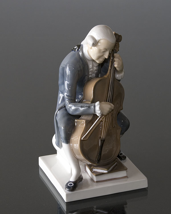Cellist, Bing & Gröndahl Figur, Mann spielt das Cello Nr. 2032