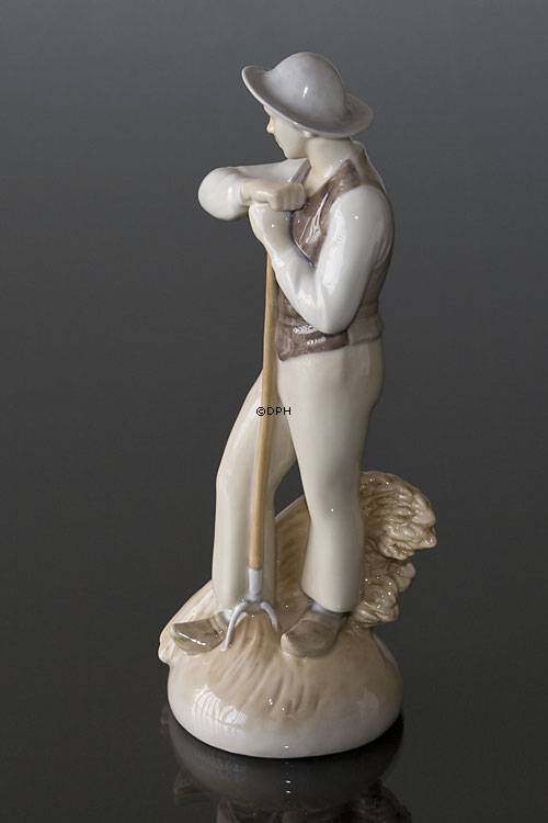 Mann mit Heugabel, Bing & Gröndahl Figur Nr. 2049