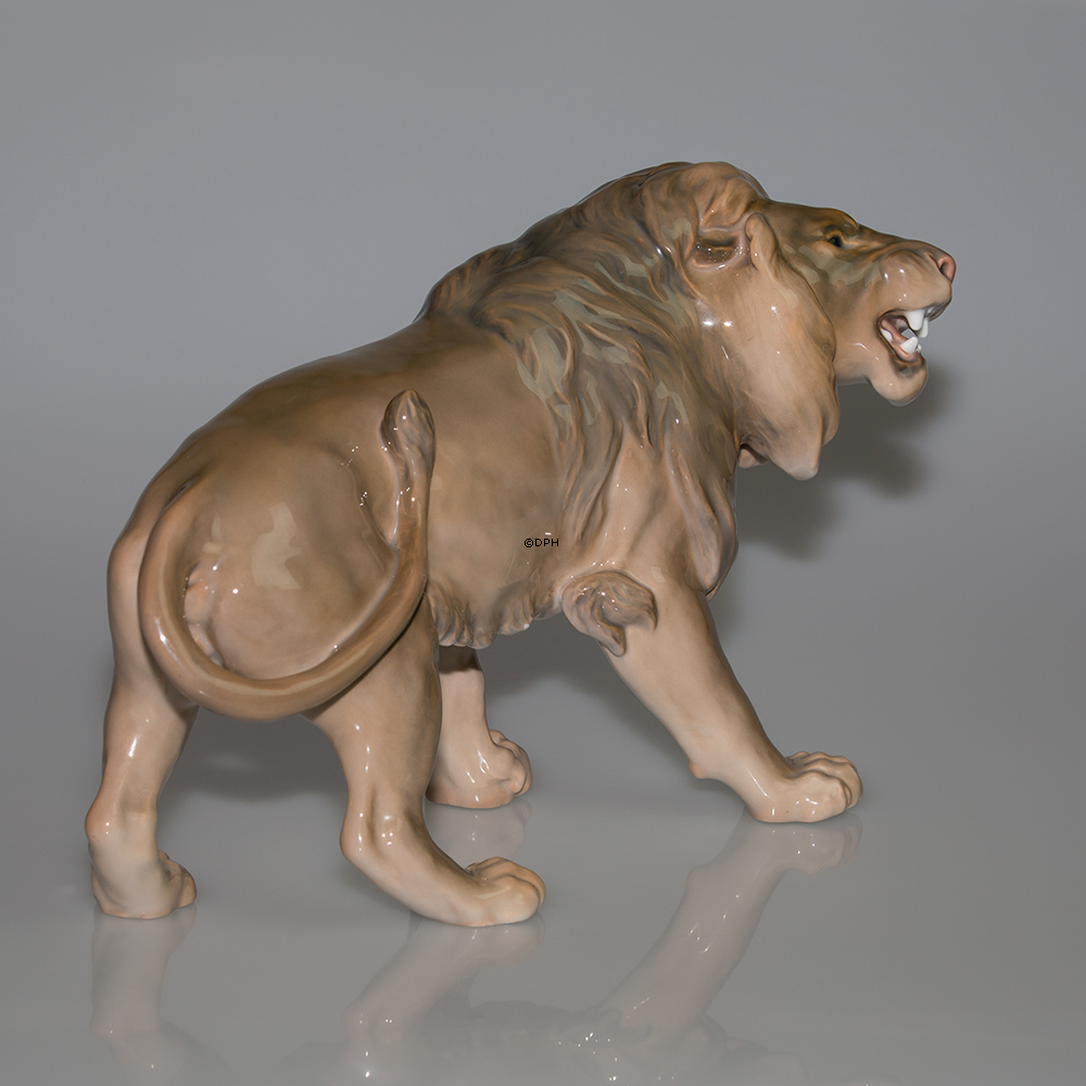 Männlicher Löwe, Bing & Gröndahl Figur Nr. 2052