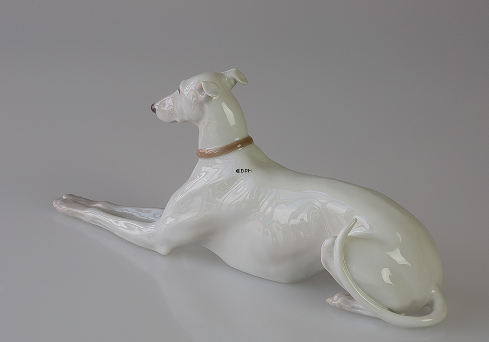 Greyhound liegend, Bing & Gröndahl Hund Figur nr. 2079