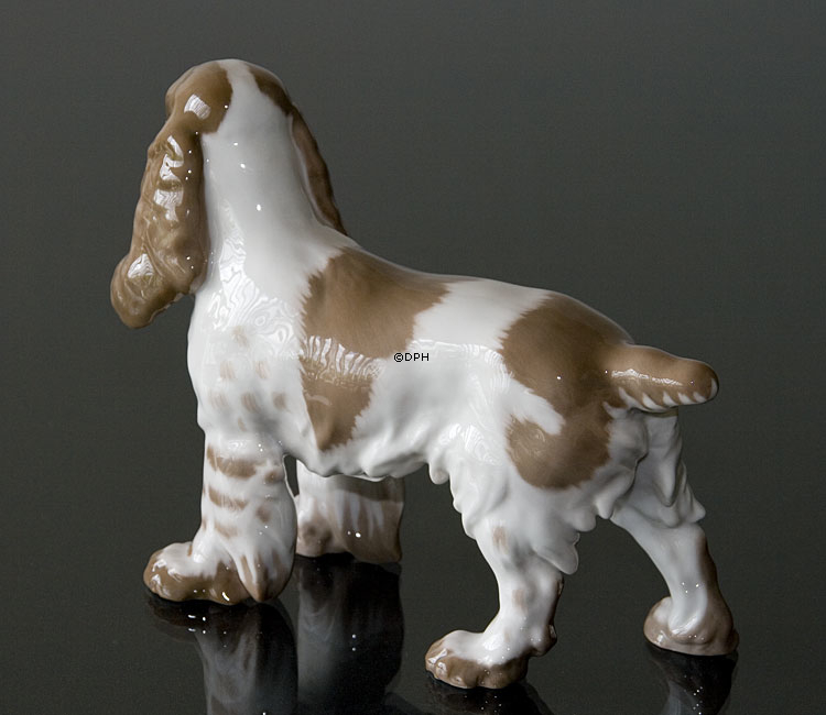 Springer Spaniel steht aufmerksam, Bing & Gröndahl Hund Figur Nr. 2095