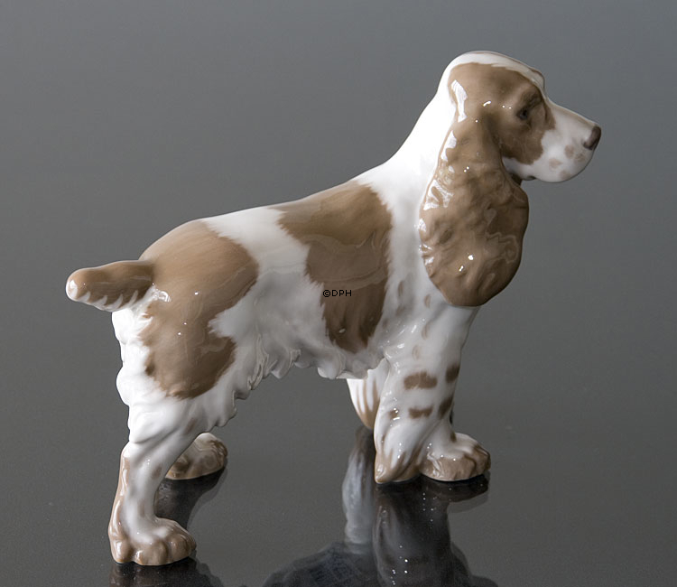 Springer Spaniel steht aufmerksam, Bing & Gröndahl Hund Figur Nr. 2095