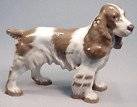 Springer Spaniel steht aufmerksam, Bing & Gröndahl Hund Figur Nr. 2095