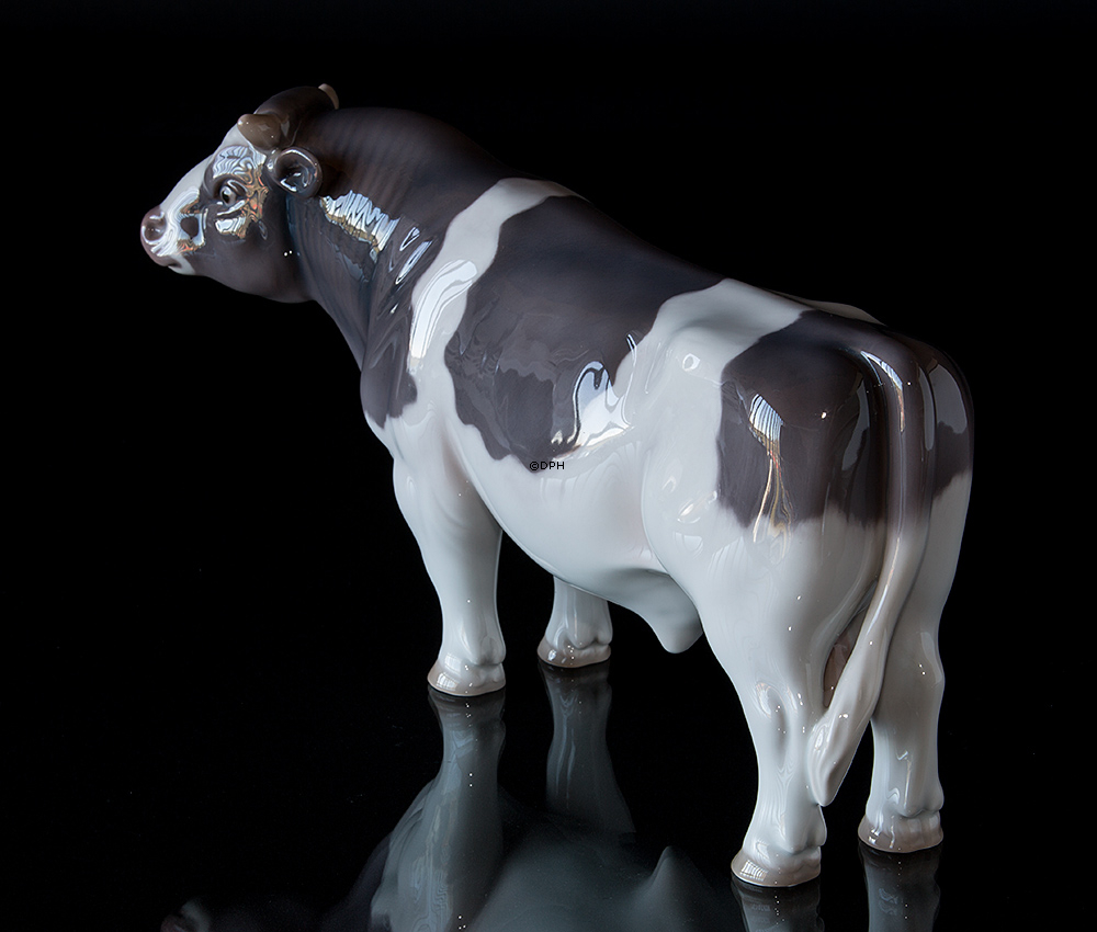 Stier, Bing & Gröndahl Figur Nr. 2121