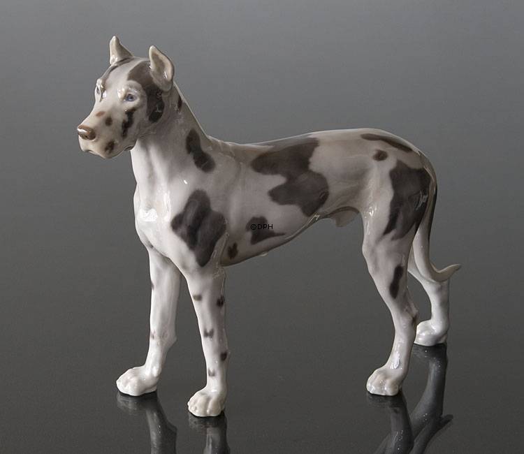 Deutsche Dogge, stehend, Bing & Gröndahl Hundefigur Nr. 2124
