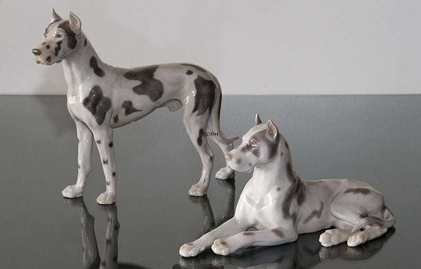 Deutsche Dogge, stehend, Bing & Gröndahl Hundefigur Nr. 2124