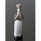 Die Frau mit den Eiern, Bing & Gröndahl Figur Nr. 2126