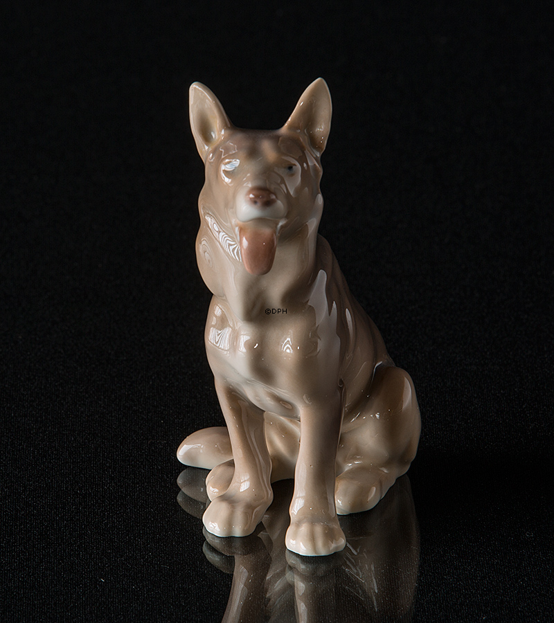 Deutscher Schäferhund sitzend, Bing & Gröndahl Hund Figur Nr. 2197
