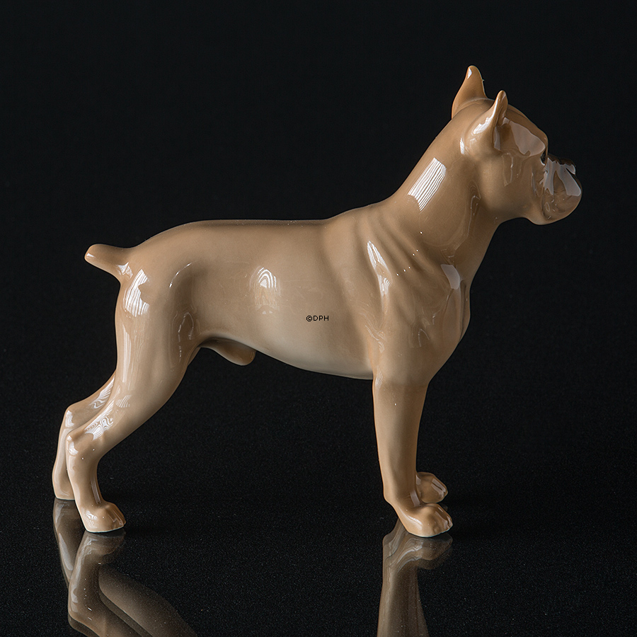 Deutscher Boxer stehend, Bing & Gröndahl Hundefigur Nr. 2212