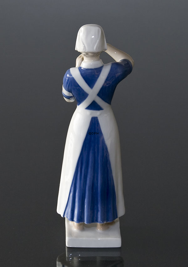 Krankenschwester, Bing & Gröndahl Figur Nr. 2226