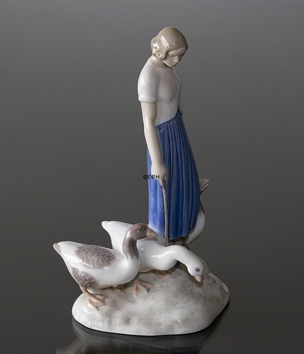 Mädchen mit Gänsen, Bing & Gröndahl Figur Nr. 2254