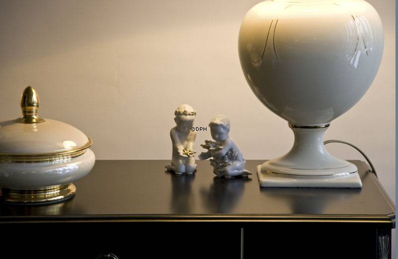 Seekind mit Blasentang, Goldverziert Bing & Gröndahl Figur Nr. 2266